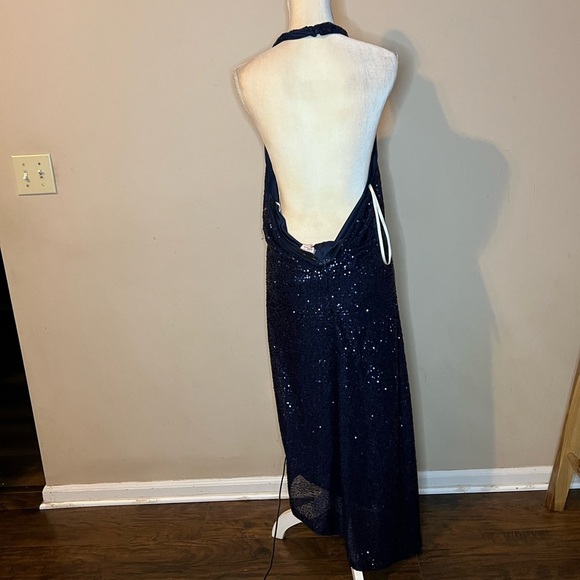 💃🏻BCBGeneration Blue Sequin Asymmetrical Halter Dress - Picture 4 of 6